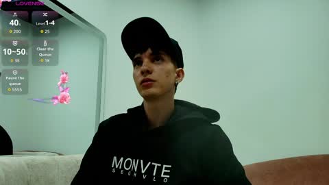 Jheampiero online show from April 21, 2026, 9:39 pm