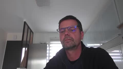 jhmec44000 online show from April 29, 2026, 2:32 pm