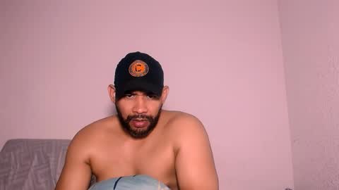 En moreno online show from November 13, 2025, 1:32 pm