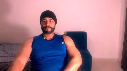 En moreno online show from November 19, 2025, 6:24 am