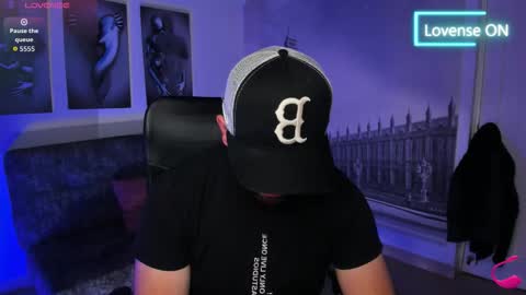 John Bear.... online show from November 14, 2025, 11:20 am