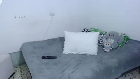 jhonay__cute online show from July 24, 2026, 3:21 pm