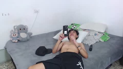 jhonay__cute online show from July 28, 2026, 9:58 pm