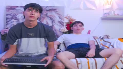 jhonn_anderson online show from November 11, 2025, 4:56 am