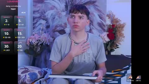 jhonn_anderson online show from November 19, 2025, 3:28 am