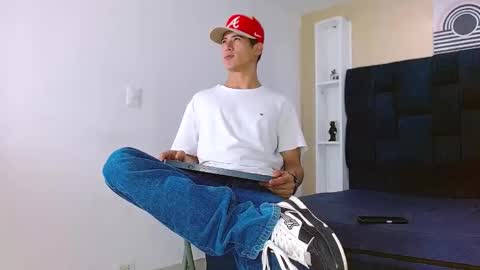 Jhon online show from January 7, 2025, 2:31 am