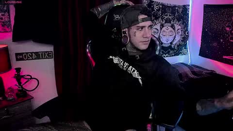 jhonny_ackerman online show from December 12, 2024, 4:48 am