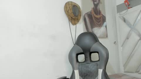 jhonny online show from January 8, 2025, 9:32 am