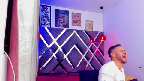 jhonny online show from March 7, 2025, 10:56 am