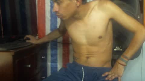 jhonny_k online show from July 7, 2026, 8:35 pm
