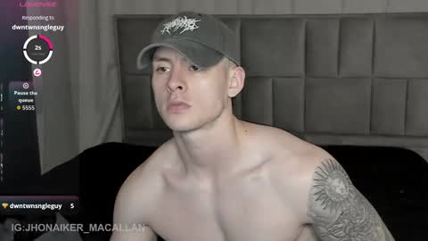 Jhonaiker online show from October 2, 2025, 5:03 am