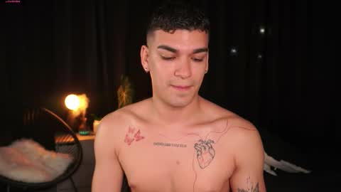 Jhonny  online show from November 19, 2025, 2:55 am