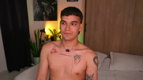 Snapshot of jhonnyx_ chatting on July 25, 2026, 12:20 am Jhonny online show from July 25, 2026, 12:20 am