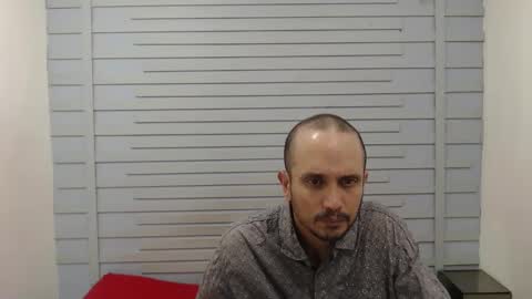 jhontorres018 online show from March 1, 2025, 7:15 pm