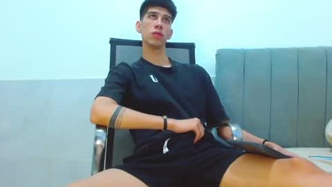Snapshot of jhony_sex3 chatting on May 8, 2026, 7:25 am jhony_sex3 online show from May 8, 2026, 7:25 am