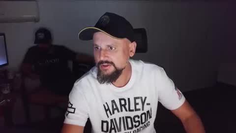 Jhonny y  Naty online show from May 5, 2026, 1:57 am