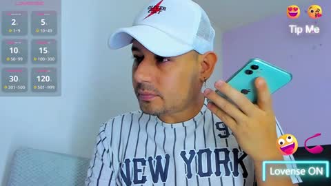 Jhony Alzate online show from December 23, 2024, 4:01 am