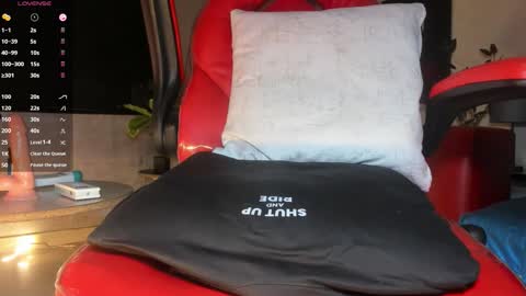 jhonymiller online show from February 10, 2026, 10:25 pm