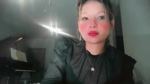 Anya online show from November 4, 2025, 11:04 pm