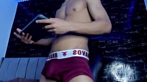 Snapshot of jhostin_10 chatting on October 16, 2025, 4:46 am Jhostin online show from October 16, 2025, 4:46 am
