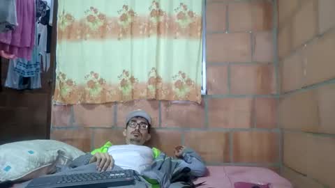 Jhosuamoore  online show from February 2, 2026, 11:42 am