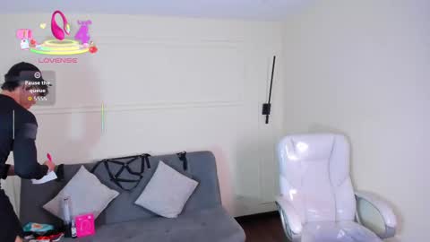 jhoumod_21 online show from September 17, 2025, 10:17 am