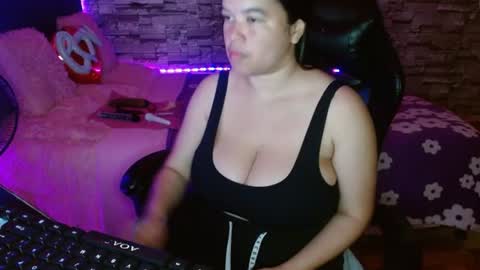 Snapshot of jhulia_hill chatting on June 30, 2026, 7:48 pm Jhulia online show from June 30, 2026, 7:48 pm