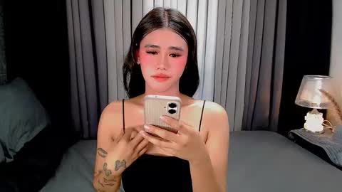 julie online show from October 22, 2025, 5:52 am