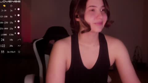 jia_lisaa online show from May 1, 2026, 1:59 pm