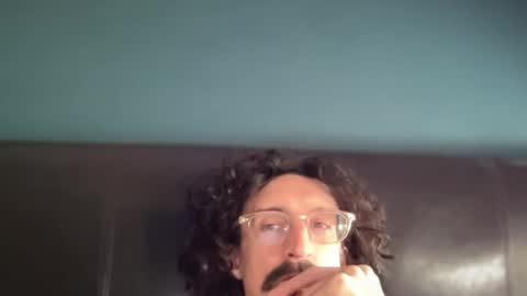 Jigz1986 online show from April 21, 2026, 9:26 am