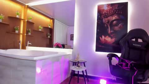 Jimena Adams online show from February 12, 2026, 7:20 pm