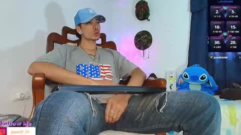 Jimm  Independent Model  online show from October 10, 2025, 1:10 pm