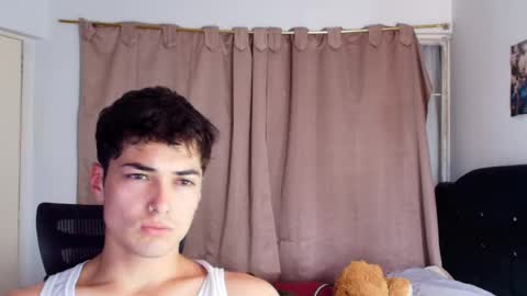 Snapshot of jimmy_classic chatting on April 23, 2026, 6:32 pm jimmy_classic online show from April 23, 2026, 6:32 pm