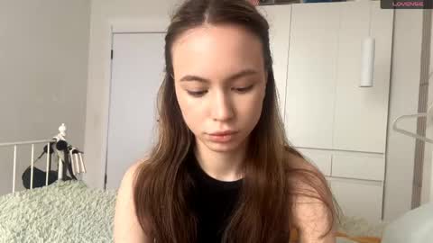 Kate online show from April 20, 2026, 6:27 am