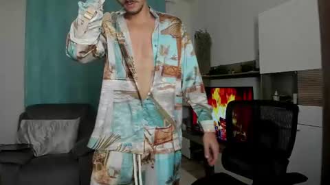 Snapshot of jimmys_style chatting on June 9, 2026, 8:42 pm AlphaJimmy online show from June 9, 2026, 8:42 pm