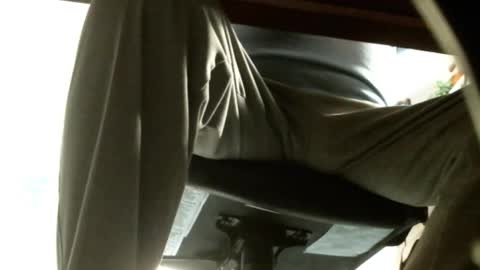 jimwellhung online show from November 27, 2025, 11:18 pm