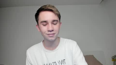 Snapshot of jimyti_bad_boy chatting on January 23, 2025, 8:02 pm jimyti_bad_boy online show from January 23, 2025, 8:02 pm