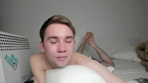 Snapshot of jimyti_bad_boy chatting on January 25, 2025, 9:15 am jimyti_bad_boy online show from January 25, 2025, 9:15 am