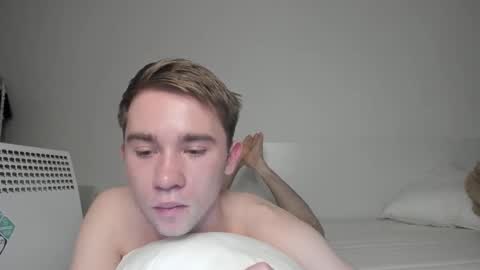 Snapshot of jimyti_bad_boy chatting on January 25, 2025, 12:16 pm jimyti_bad_boy online show from January 25, 2025, 12:16 pm