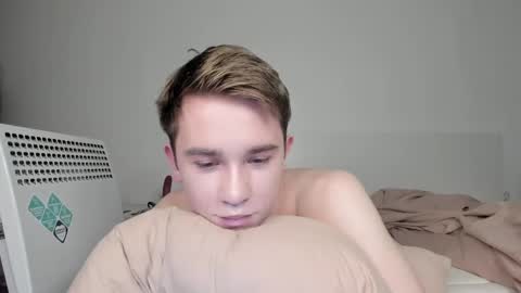 Snapshot of jimyti_bad_boy chatting on February 2, 2025, 7:41 am jimyti_bad_boy online show from February 2, 2025, 7:41 am