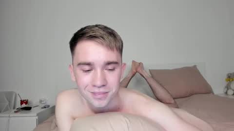 Snapshot of jimyti_bad_boy chatting on February 19, 2025, 2:12 am jimyti_bad_boy online show from February 19, 2025, 2:12 am