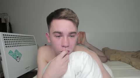 Snapshot of jimyti_bad_boy chatting on February 21, 2025, 6:07 am jimyti_bad_boy online show from February 21, 2025, 6:07 am