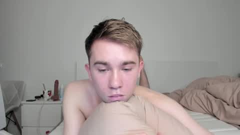 Snapshot of jimyti_bad_boy chatting on March 5, 2025, 2:03 am jimyti_bad_boy online show from March 5, 2025, 2:03 am