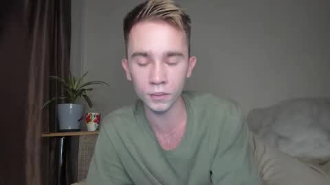 Snapshot of jimyti_bad_boy chatting on September 18, 2025, 9:39 pm jimyti_bad_boy online show from September 18, 2025, 9:39 pm