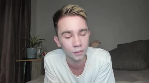 Snapshot of jimyti_bad_boy chatting on September 23, 2025, 9:29 pm jimyti_bad_boy online show from September 23, 2025, 9:29 pm