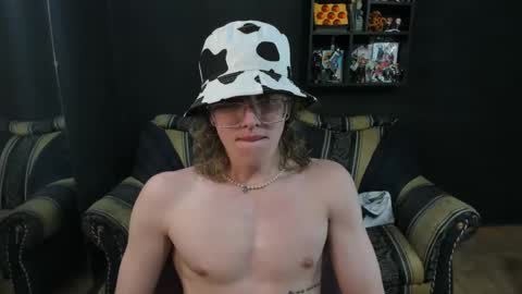 JinnBook online show from February 4, 2025, 6:17 pm