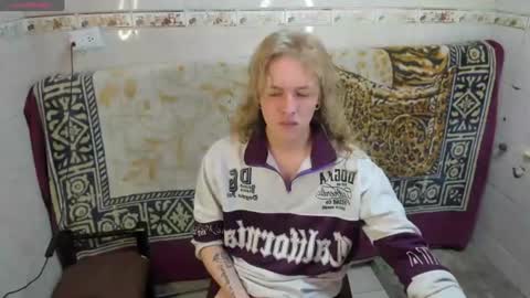 Snapshot of jinnbook chatting on August 4, 2026, 6:54 pm JinnBook online show from August 4, 2026, 6:54 pm