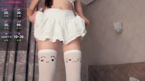 Jinny online show from February 18, 2025, 6:26 pm