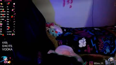 Snapshot of jinx_25 chatting on July 4, 2026, 2:40 am Jinx online show from July 4, 2026, 2:40 am
