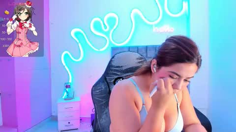 kim online show from November 3, 2025, 1:12 pm